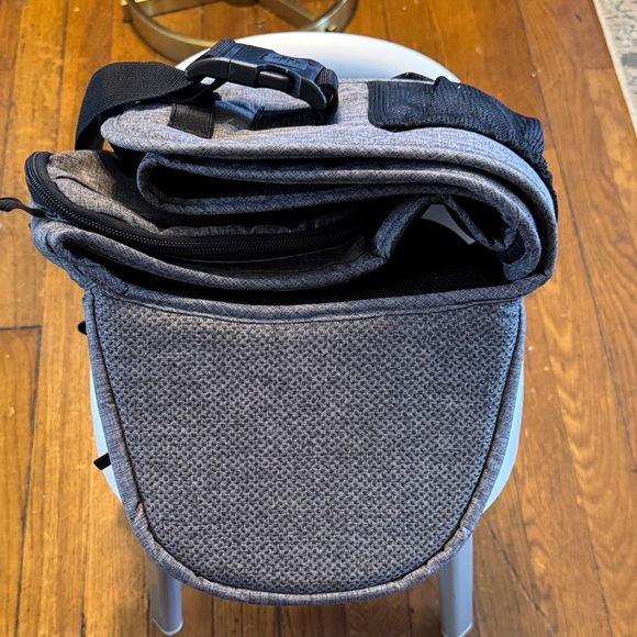 Carrier - Picture 9 of 9